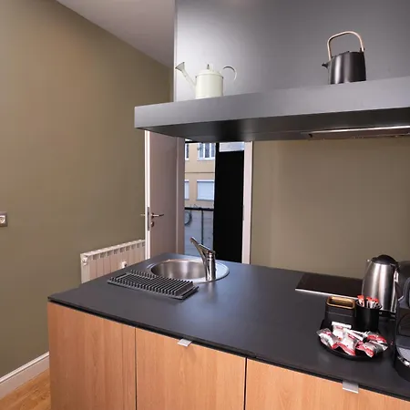 Stunning Luxury 3 Bedroom In The Heart Of Town ソフィア