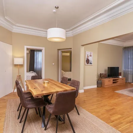 Stunning Luxury 3 Bedroom In The Heart Of Town * Sofia