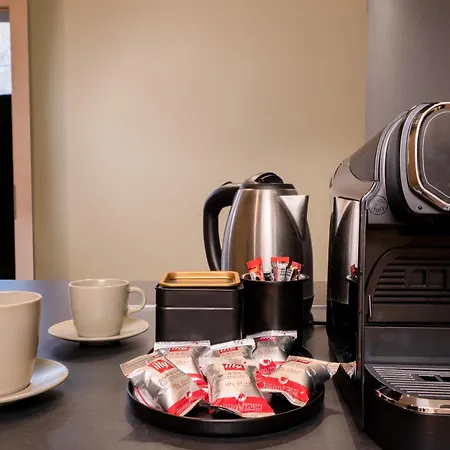 Stunning Luxury 3 Bedroom In The Heart Of Town Apartament Sofia