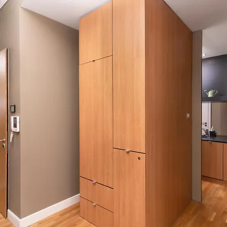 Stunning Luxury 3 Bedroom In The Heart Of Town 索菲亞